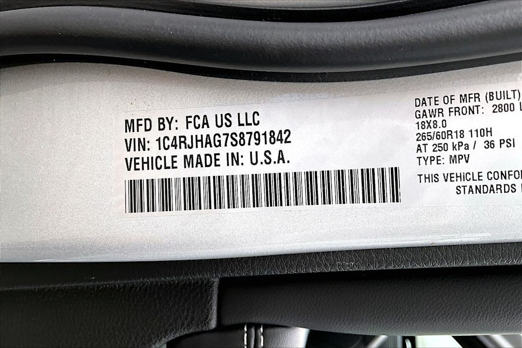 Thumbnail: 2025 Jeep Grand Cherokee - 21