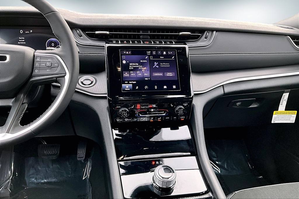 Thumbnail: 2025 Jeep Grand Cherokee - 15