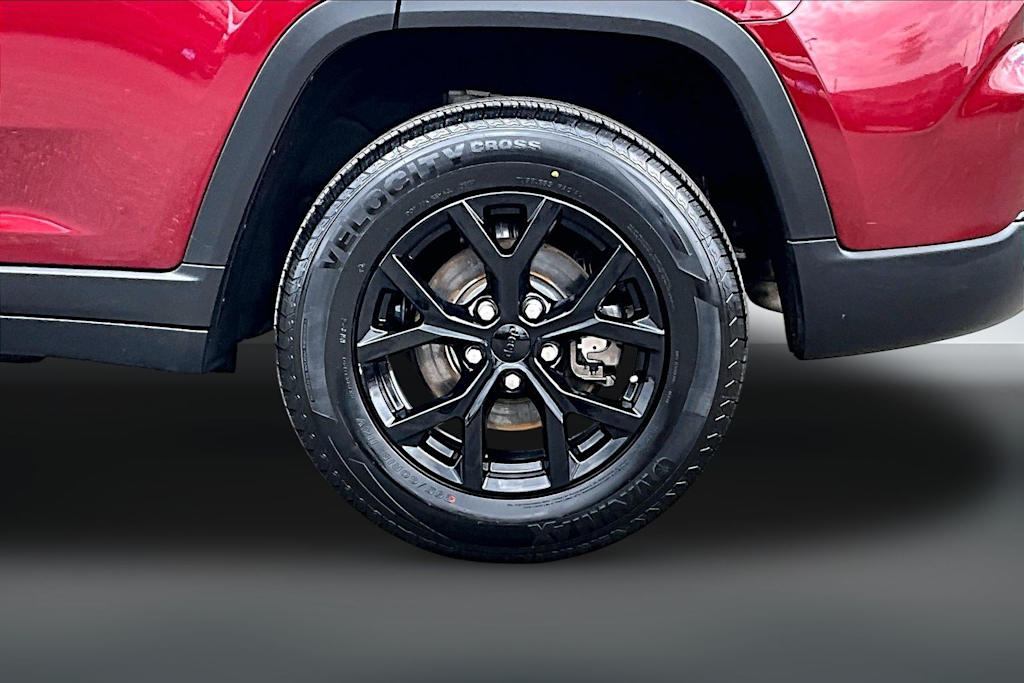 Thumbnail: 2024 Jeep Grand Cherokee - 32