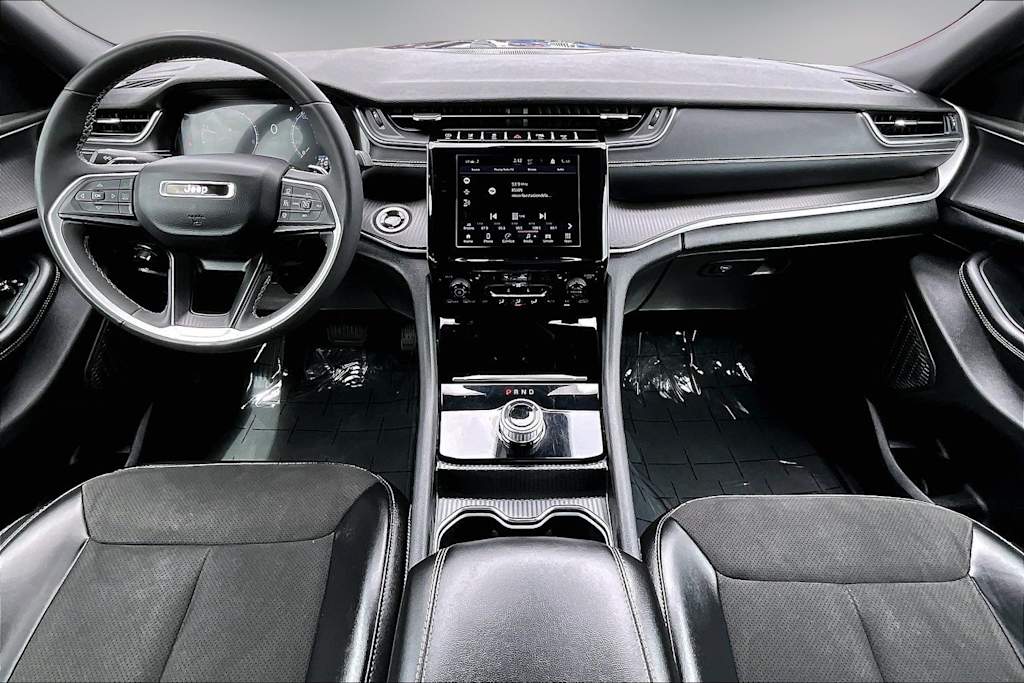 Thumbnail: 2024 Jeep Grand Cherokee - 10
