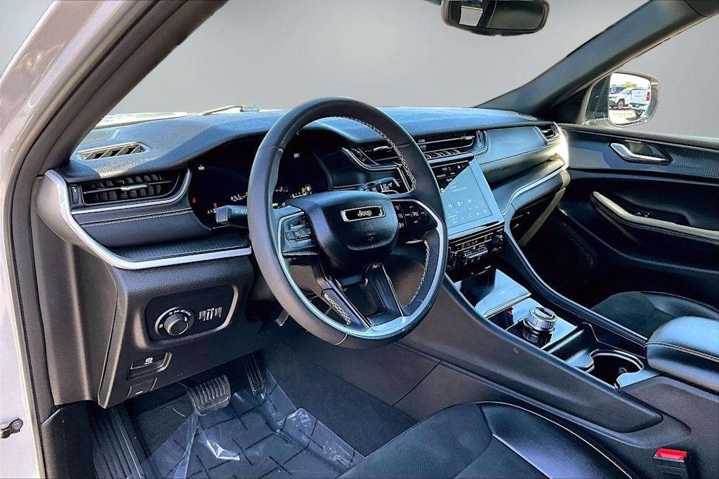 Thumbnail: 2024 Jeep Grand Cherokee - 2