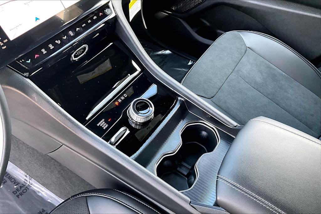 Thumbnail: 2026 Jeep Grand Cherokee - 16