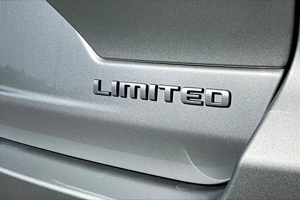 Thumbnail: 2025 Jeep Grand Cherokee - 7