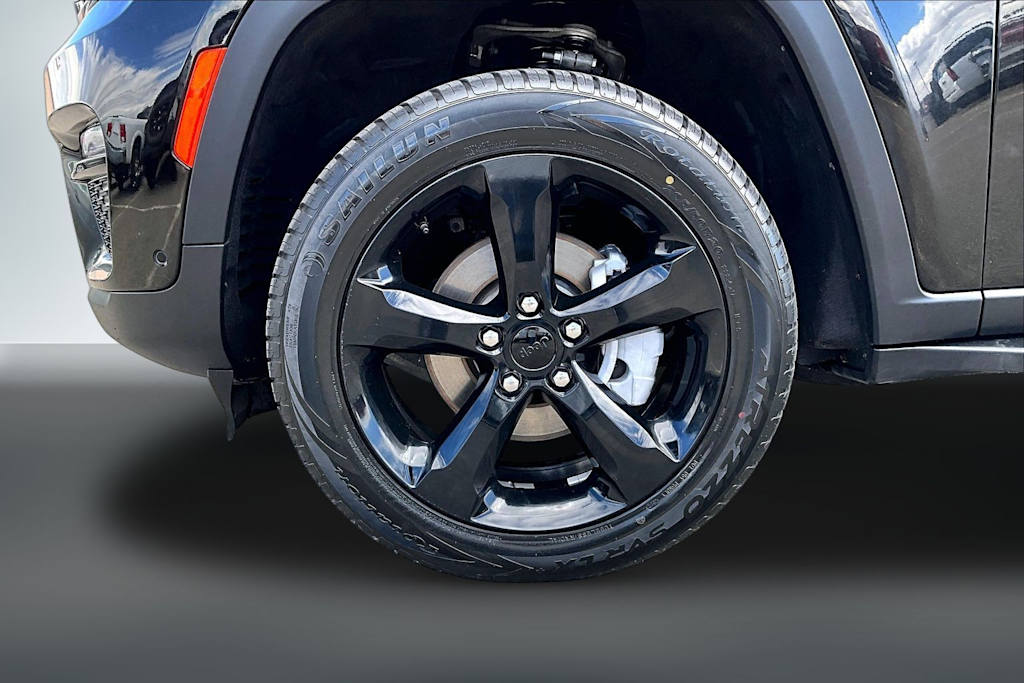 Thumbnail: 2024 Jeep Grand Cherokee - 6