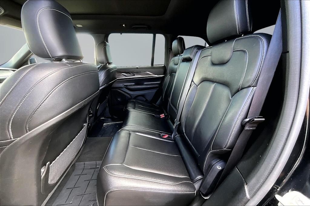 Thumbnail: 2024 Jeep Grand Cherokee - 27