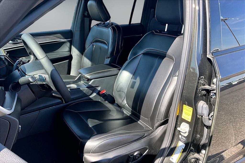 Thumbnail: 2024 Jeep Grand Cherokee - 7