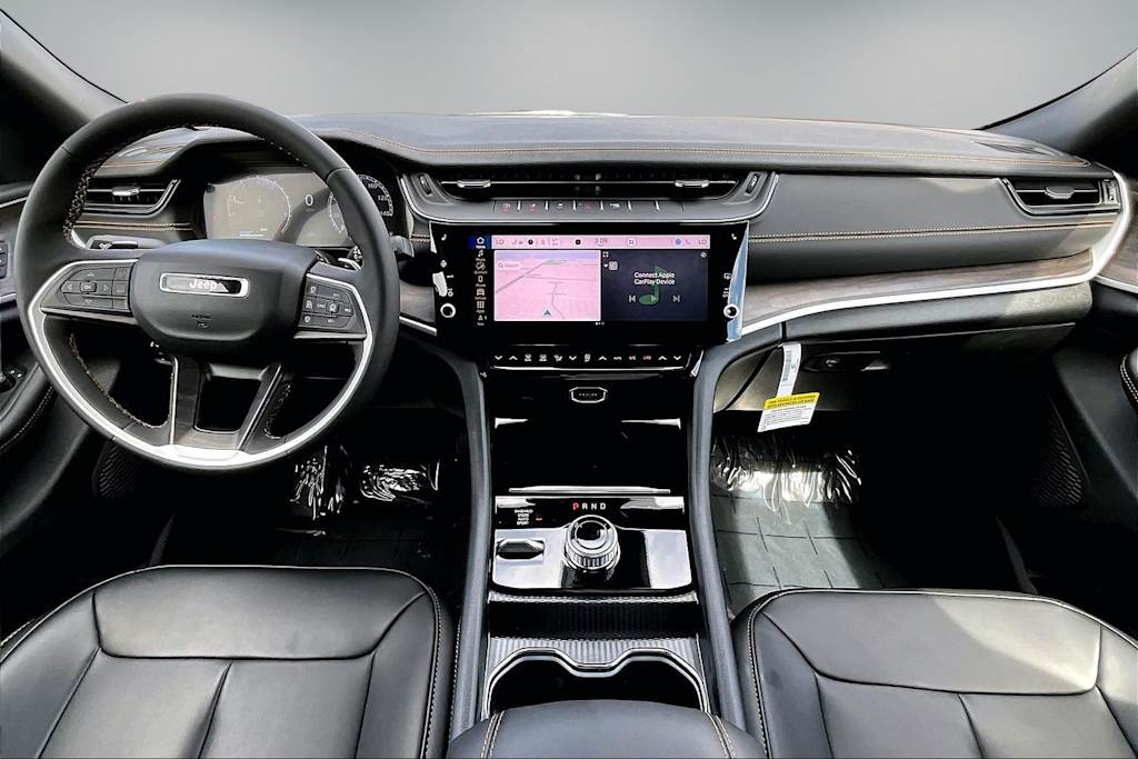 Thumbnail: 2026 Jeep Grand Cherokee - 10