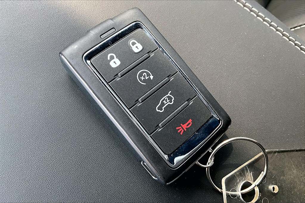 Thumbnail: 2026 Jeep Grand Cherokee - 20