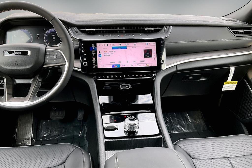 Thumbnail: 2026 Jeep Grand Cherokee - 15