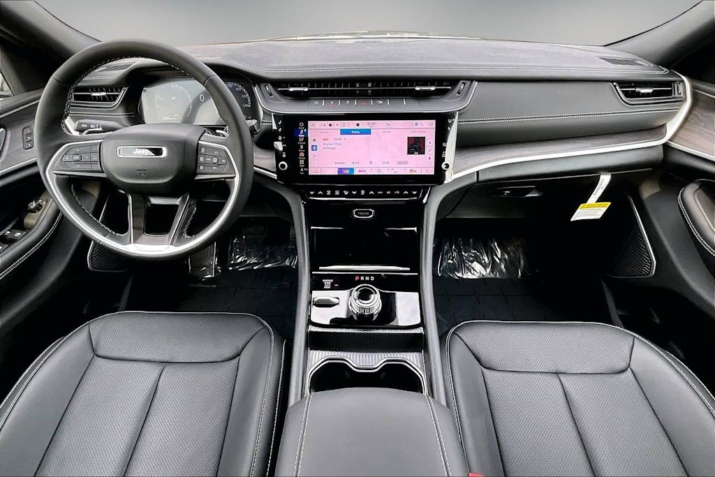 Thumbnail: 2026 Jeep Grand Cherokee - 10