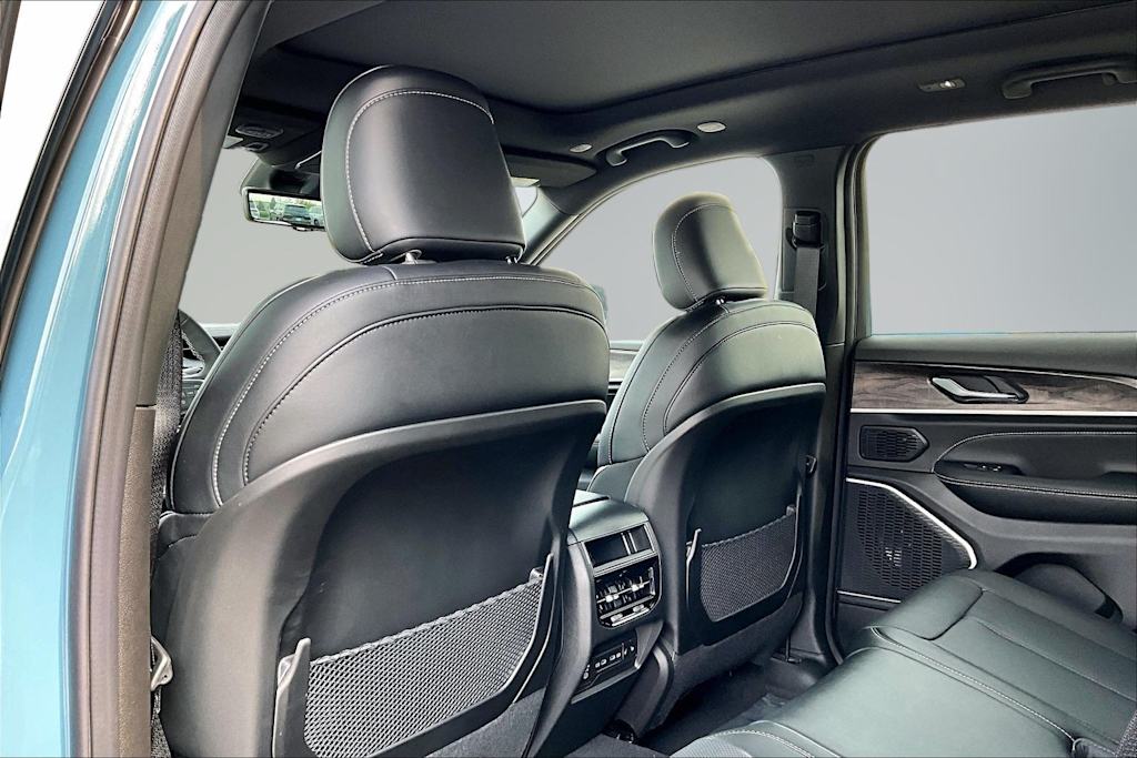 Thumbnail: 2026 Jeep Grand Cherokee - 13