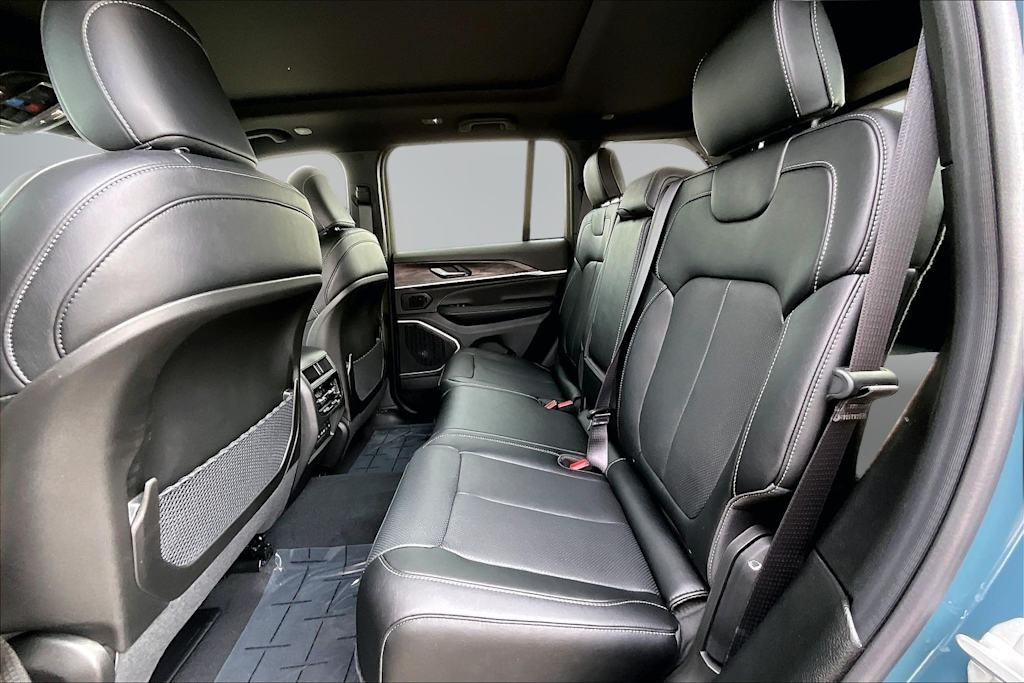 Thumbnail: 2026 Jeep Grand Cherokee - 22