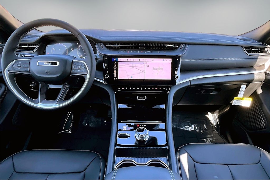 Thumbnail: 2026 Jeep Grand Cherokee - 10