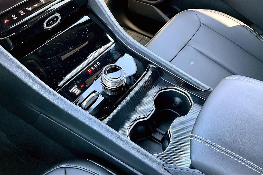 Thumbnail: 2026 Jeep Grand Cherokee - 17