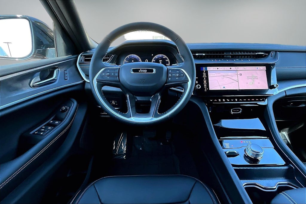 Thumbnail: 2026 Jeep Grand Cherokee - 14