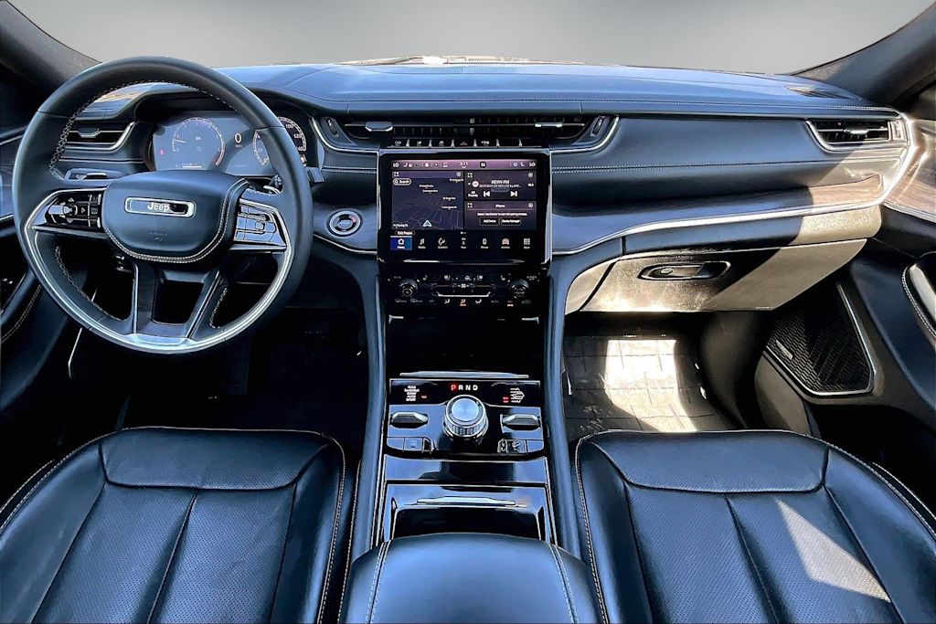 Thumbnail: 2024 Jeep Grand Cherokee - 10