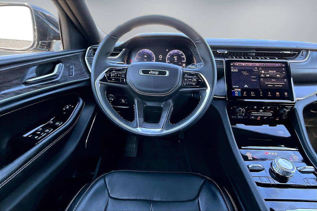 Thumbnail: 2024 Jeep Grand Cherokee - 14