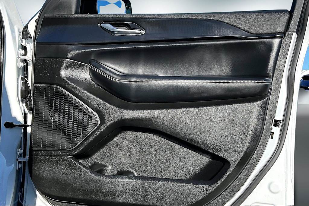 Thumbnail: 2024 Jeep Grand Cherokee L - 28