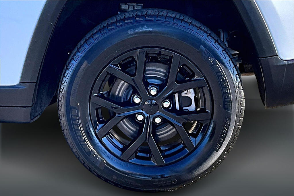 Thumbnail: 2024 Jeep Grand Cherokee L - 38