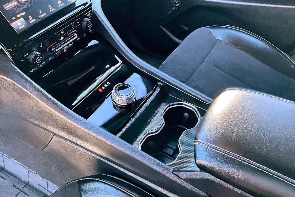 Thumbnail: 2024 Jeep Grand Cherokee L - 16