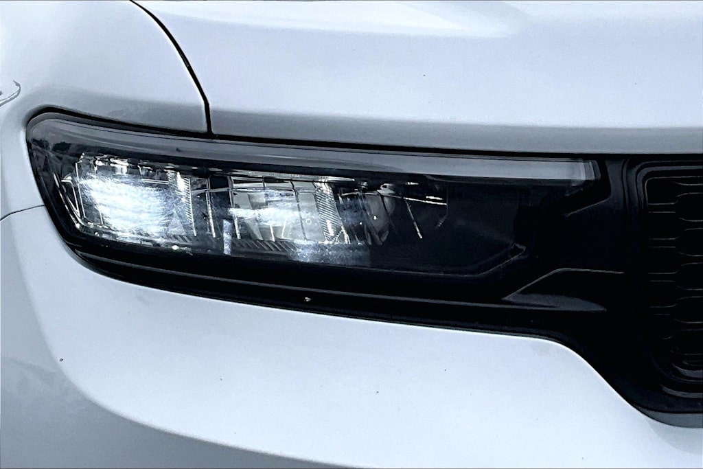 Thumbnail: 2024 Jeep Grand Cherokee L - 32