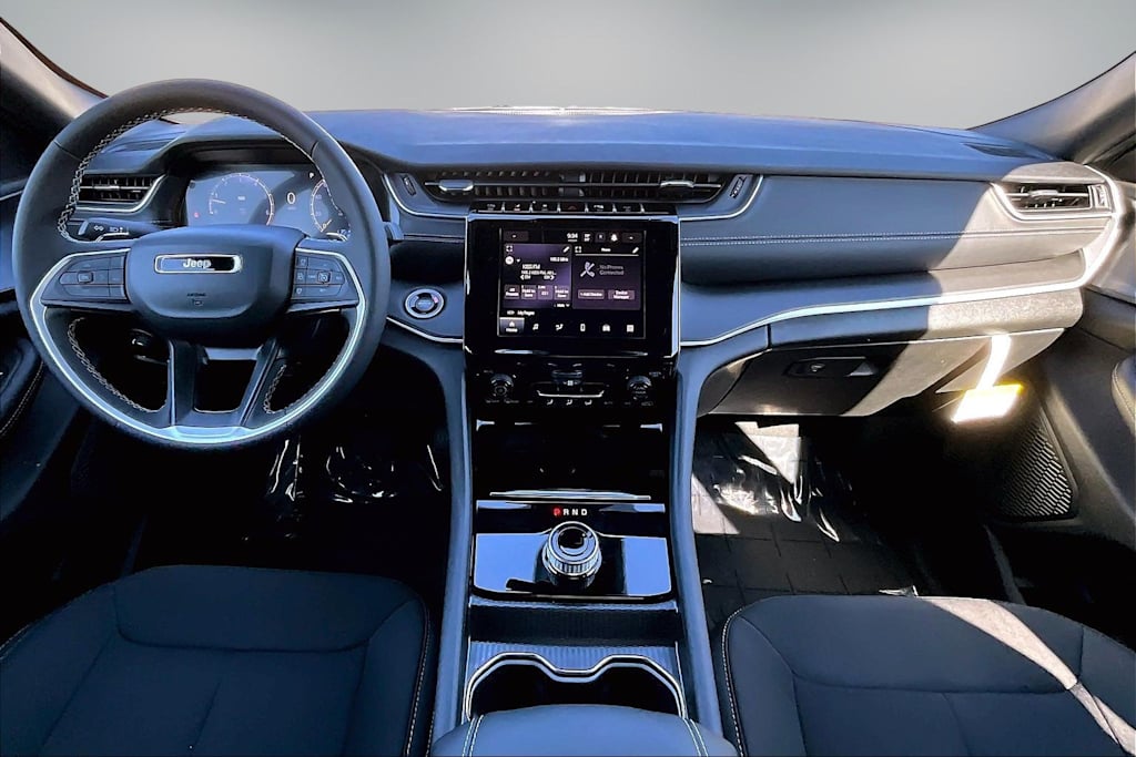 Thumbnail: 2026 Jeep Grand Cherokee L - 9