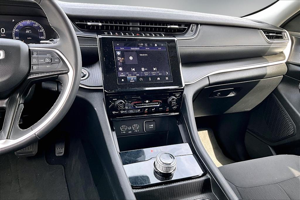 Thumbnail: 2023 Jeep Grand Cherokee L - 14