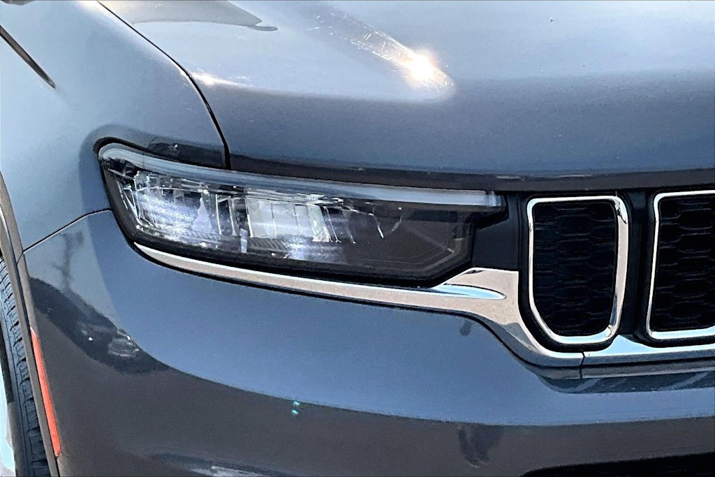 Thumbnail: 2023 Jeep Grand Cherokee L - 32