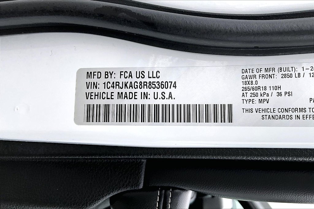 Thumbnail: 2024 Jeep Grand Cherokee L - 21