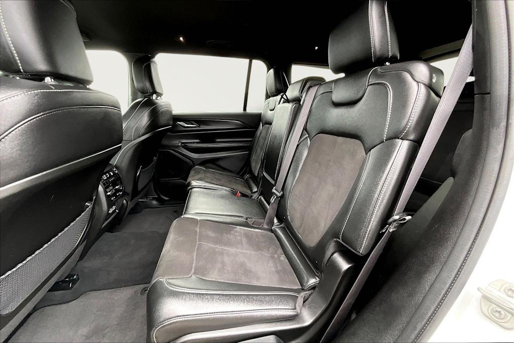 Thumbnail: 2024 Jeep Grand Cherokee L - 29