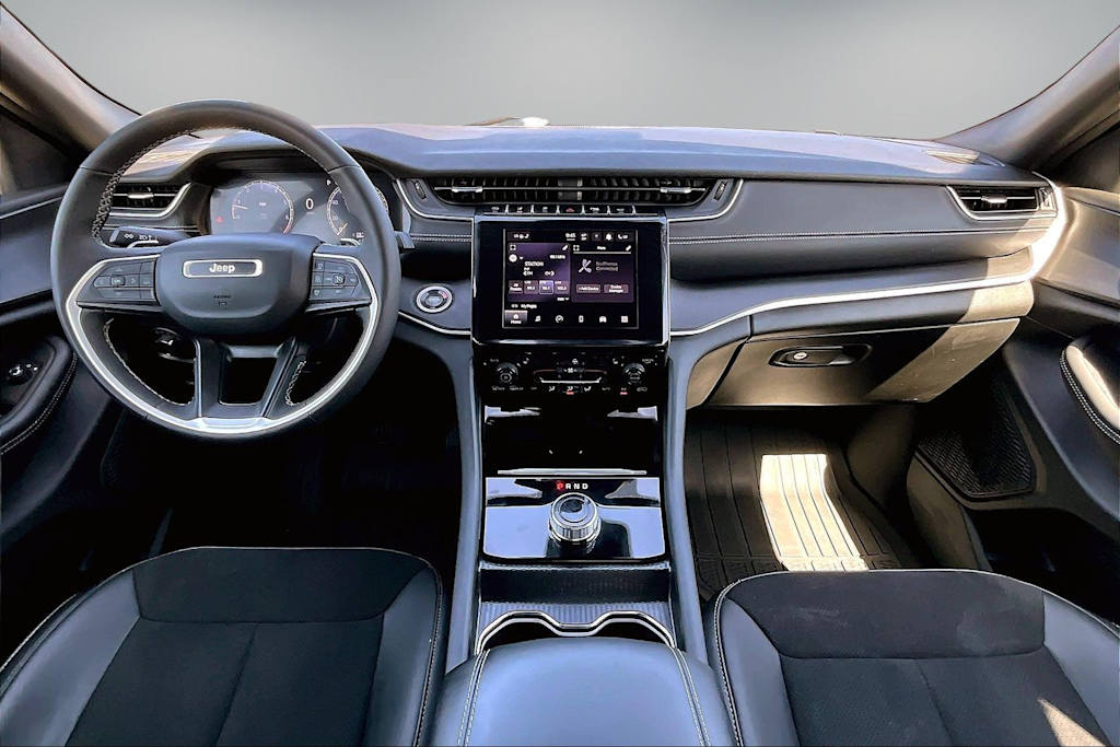 Thumbnail: 2025 Jeep Grand Cherokee L - 10