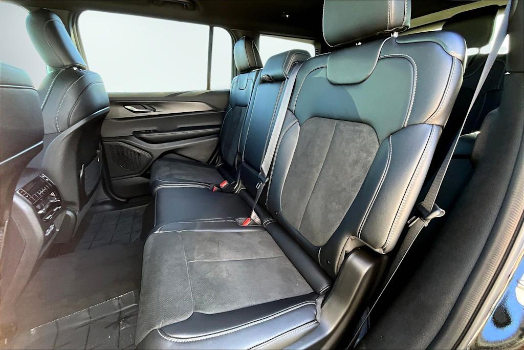 Thumbnail: 2025 Jeep Grand Cherokee L - 20