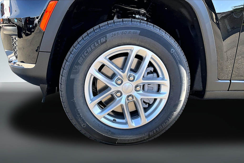 Thumbnail: 2026 Jeep Grand Cherokee L - 7