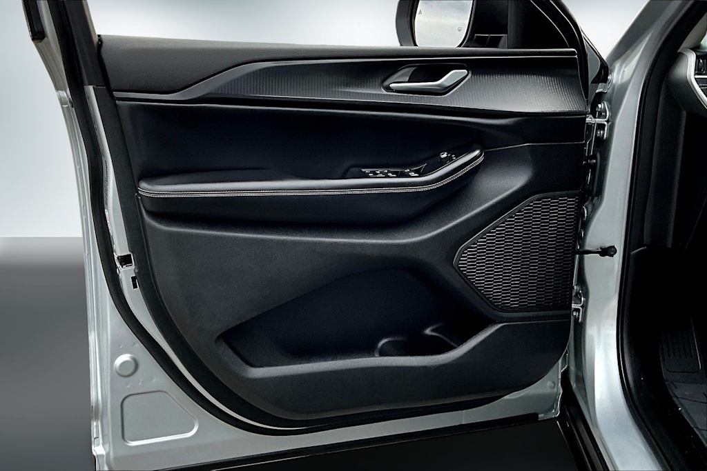 Thumbnail: 2023 Jeep Grand Cherokee L - 27