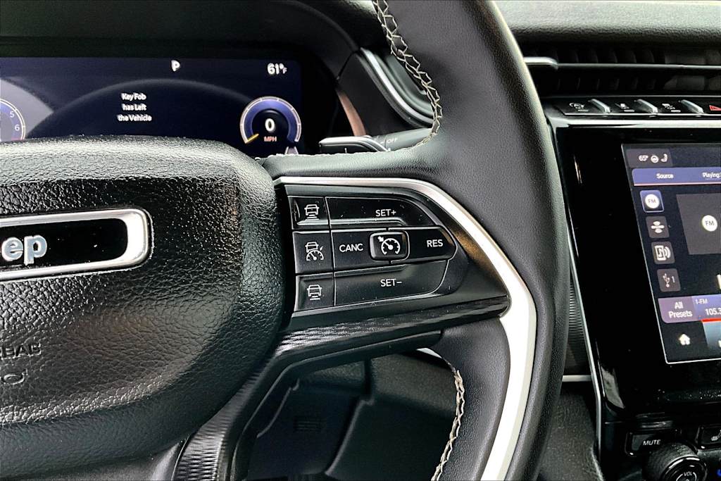 Thumbnail: 2023 Jeep Grand Cherokee L - 25