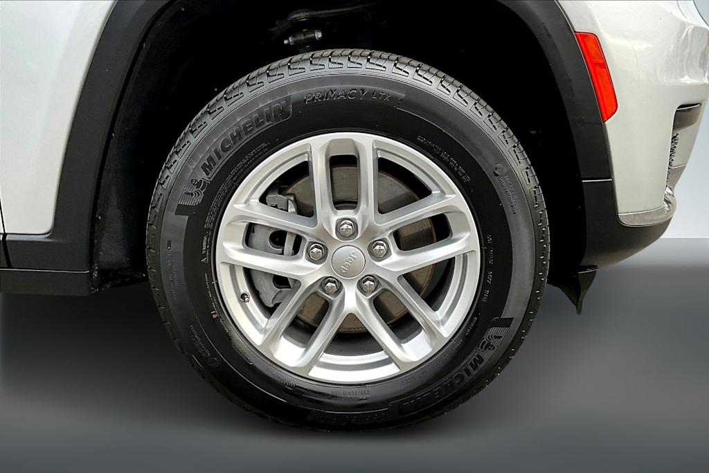 Thumbnail: 2023 Jeep Grand Cherokee L - 36