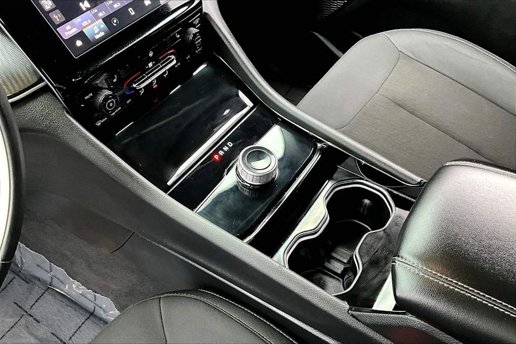 Thumbnail: 2023 Jeep Grand Cherokee L - 16