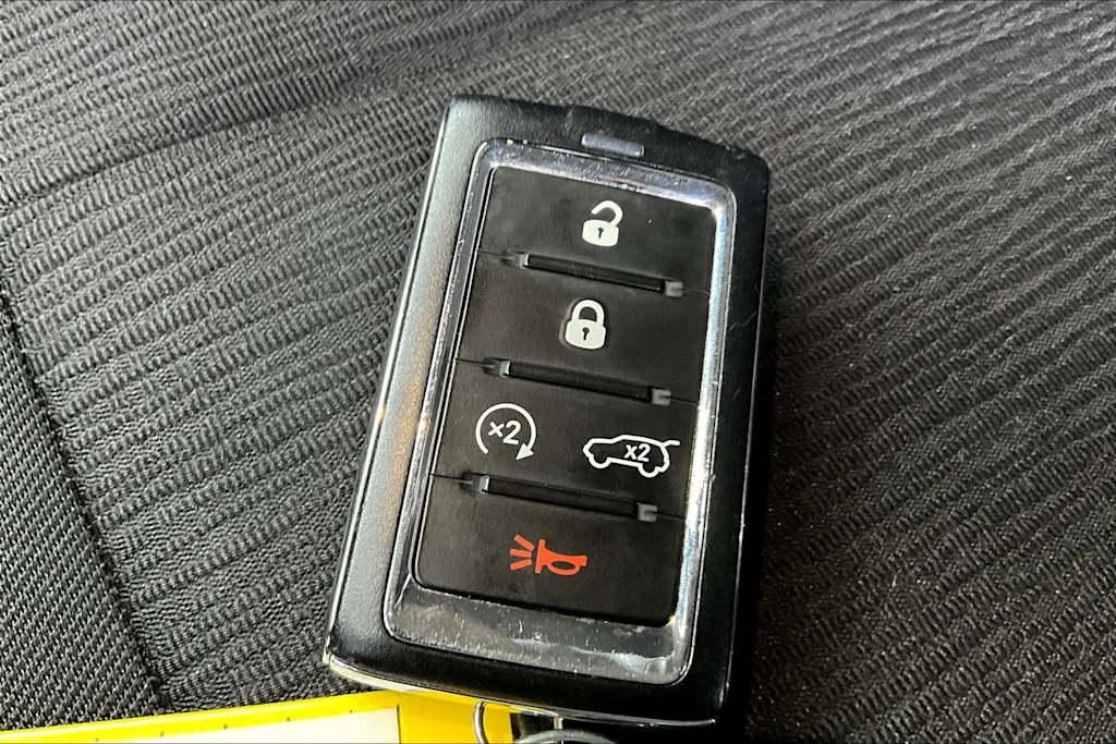 Thumbnail: 2023 Jeep Grand Cherokee L - 19