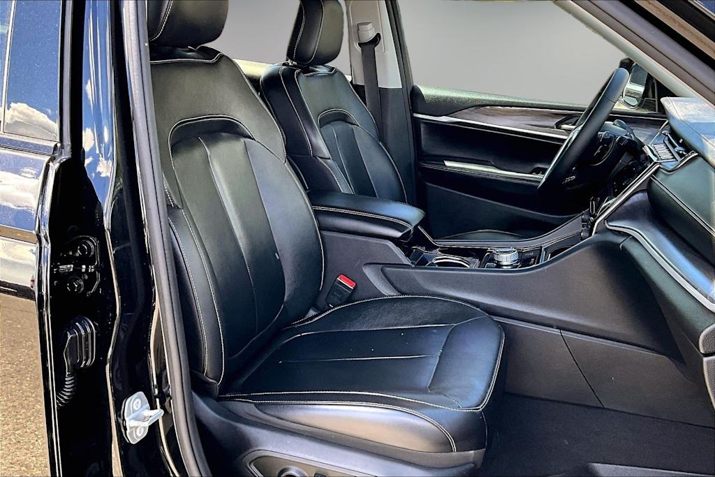 Thumbnail: 2021 Jeep Grand Cherokee L - 12