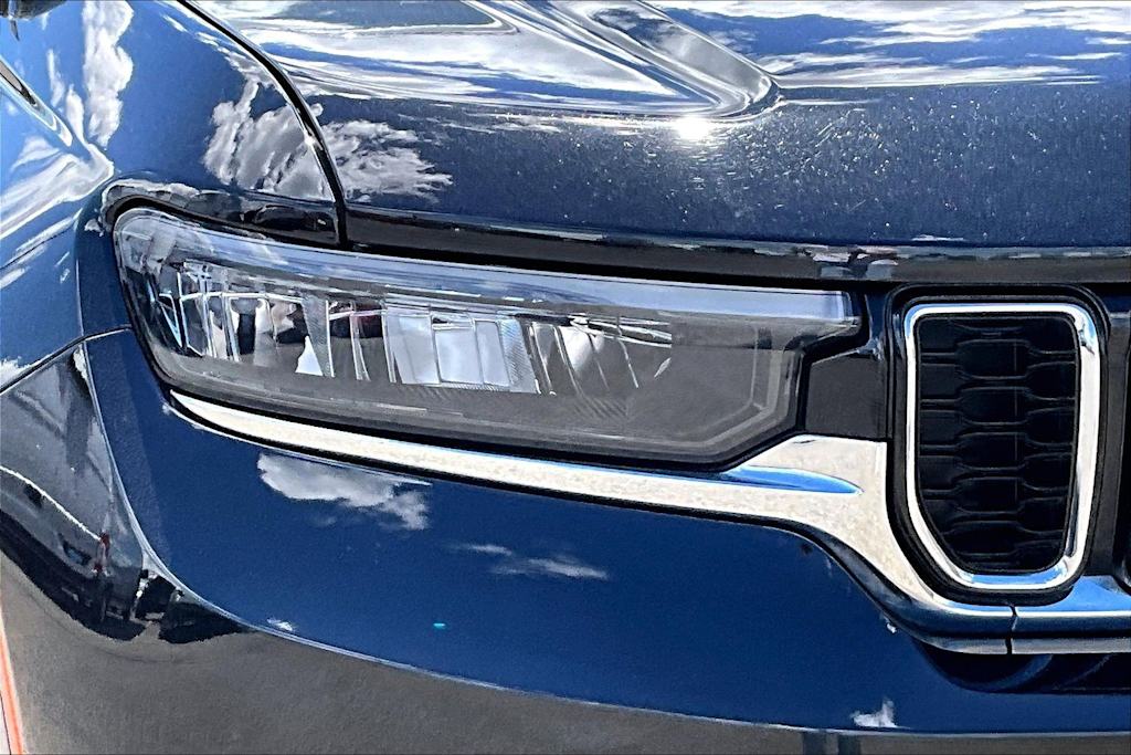 Thumbnail: 2021 Jeep Grand Cherokee L - 32