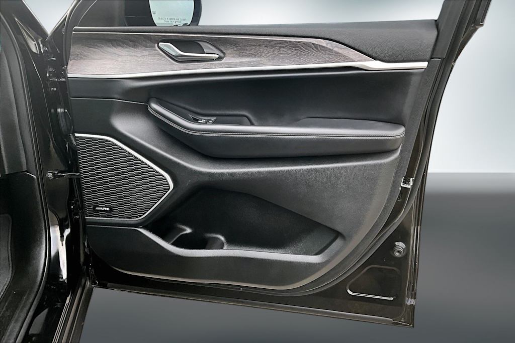 Thumbnail: 2022 Jeep Grand Cherokee L - 12