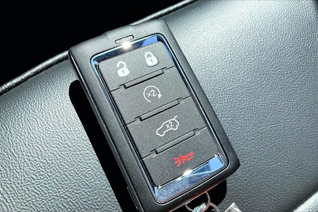 Thumbnail: 2026 Jeep Grand Cherokee L - 19