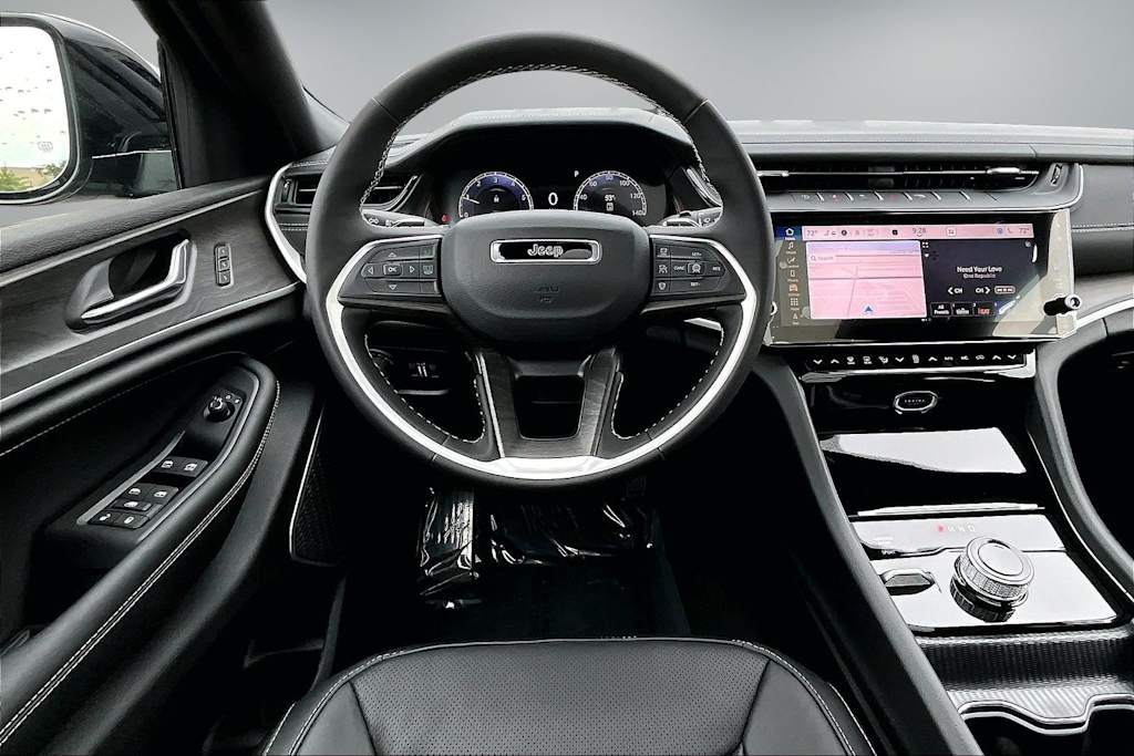 Thumbnail: 2026 Jeep Grand Cherokee L - 14