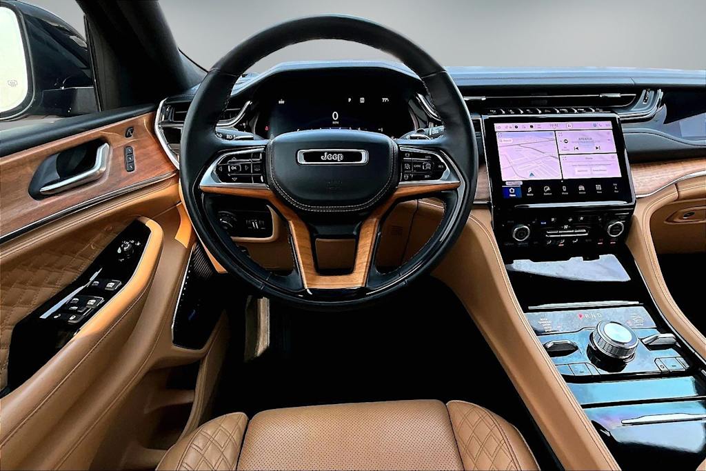 Thumbnail: 2023 Jeep Grand Cherokee L - 14
