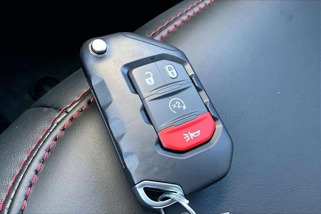 Thumbnail: 2026 Jeep Wrangler - 17