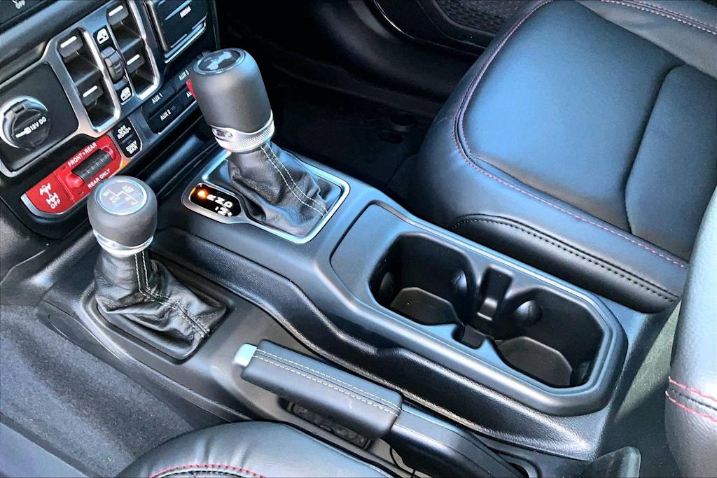 Thumbnail: 2026 Jeep Wrangler - 14