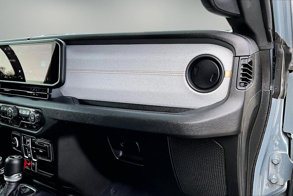 Thumbnail: 2024 Jeep Wrangler - 24