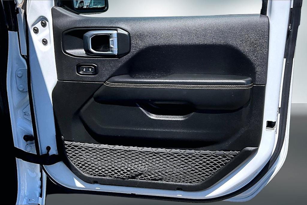Thumbnail: 2024 Jeep Wrangler - 27