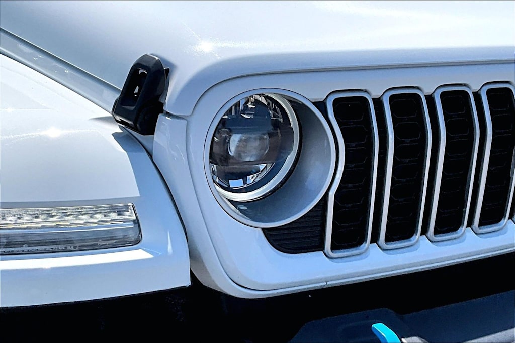 Thumbnail: 2024 Jeep Wrangler - 30