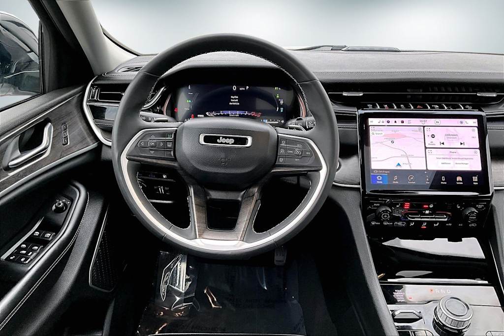 Thumbnail: 2024 Jeep Grand Cherokee - 14